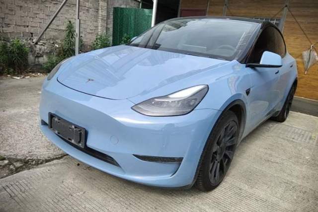 Used Tesla Model Y 2021 Long-Range All-Wheel-Drive Version 3D7