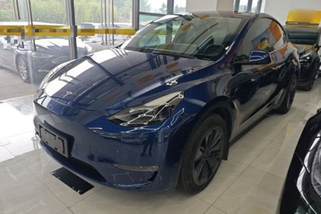 Used Tesla Model Y 2021 Standard Range Rear-Wheel Drive Version