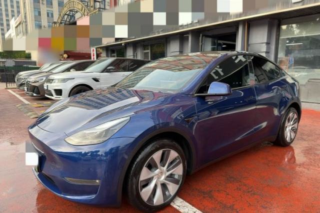 Tesla Model Y 2021 Standard Range Rear-Wheel Drive Version مستعملة