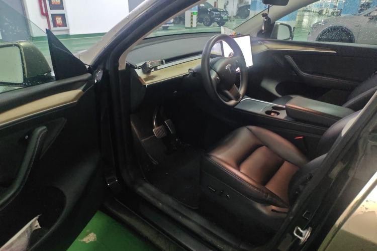 Used Tesla Model Y 2021 Standard Range Rear-Wheel Drive Version Driver Seat