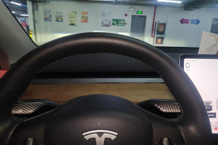 Used Tesla Model Y 2021 Standard Range Rear-Wheel Drive Version Instrument Cluster