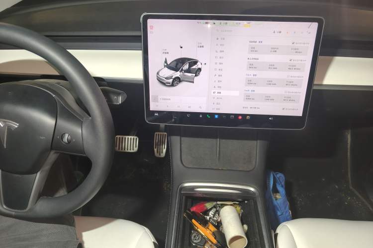 Used Tesla Model Y 2021 Long-Range All-Wheel-Drive Version Audio And AC Panel