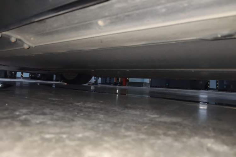 Used Tesla Model Y 2021 Long-Range All-Wheel-Drive Version Chassis Rear Left