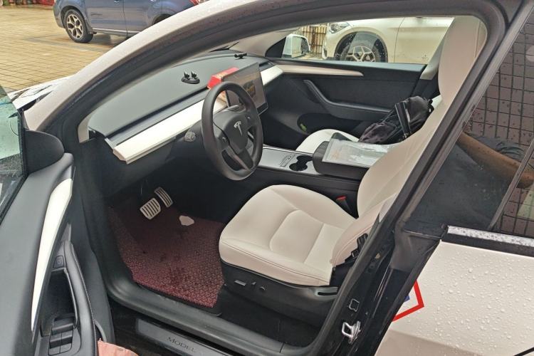 Used Tesla Model Y 2021 Performance High-Performance All-Wheel-Drive Version Driver Seat