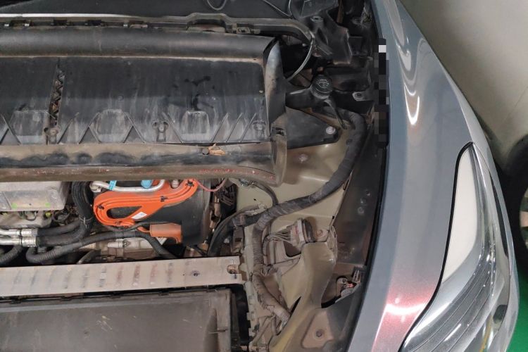 Used Tesla Model Y 2021 Long-Range All-Wheel-Drive Version 3D7 Engine Bay Left