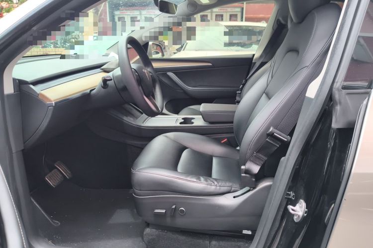 Used Tesla Model Y 2021 Standard Range Rear-Wheel Drive Version Left Front Seat