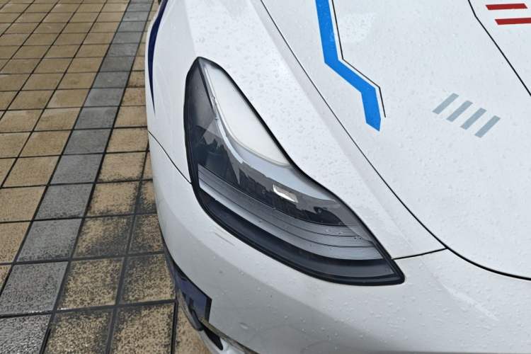 Used Tesla Model Y 2021 Performance High-Performance All-Wheel-Drive Version Right Front Headlight