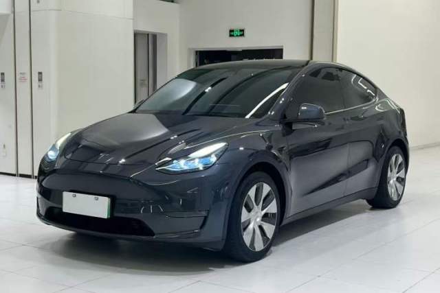 Used Tesla Model Y 2021 Standard Range Rear-Wheel Drive Version
