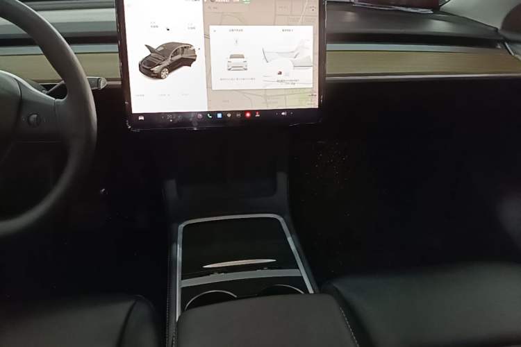 Used Tesla Model Y 2021 Long-Range All-Wheel-Drive Version 3D7 Audio And AC Panel