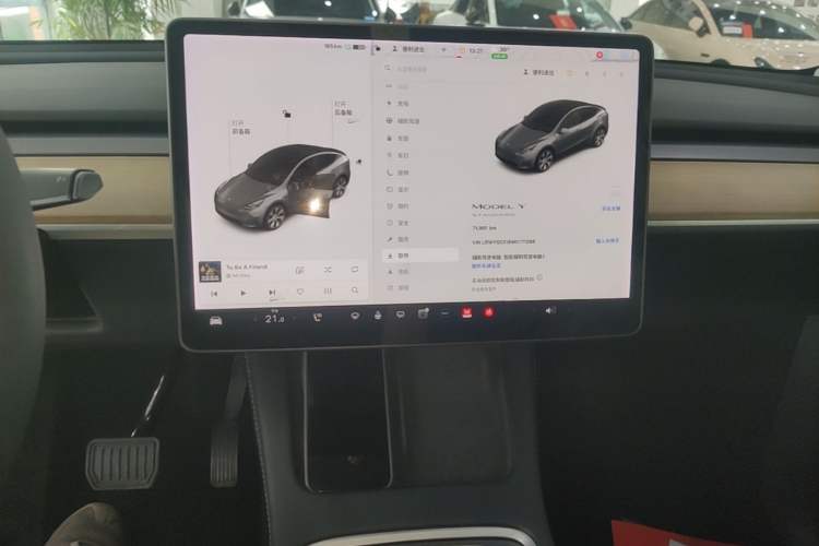 Used Tesla Model Y 2021 Standard Range Rear-Wheel Drive Version Audio And AC Panel