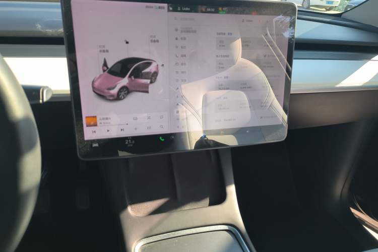 Used Tesla Model Y 2021 Long-Range All-Wheel-Drive Version Audio And AC Panel