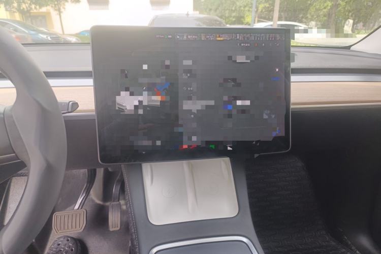 Used Tesla Model Y 2021 Long-Range All-Wheel-Drive Version Audio And AC Panel