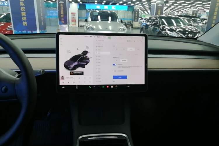 Used Tesla Model Y 2021 Long-Range All-Wheel-Drive Version Audio And AC Panel