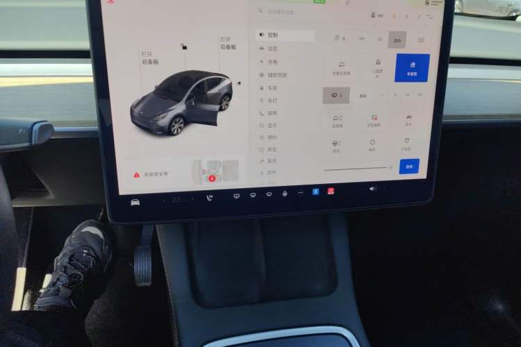 Used Tesla Model Y 2021 Standard Range Rear-Wheel Drive Version Audio And AC Panel