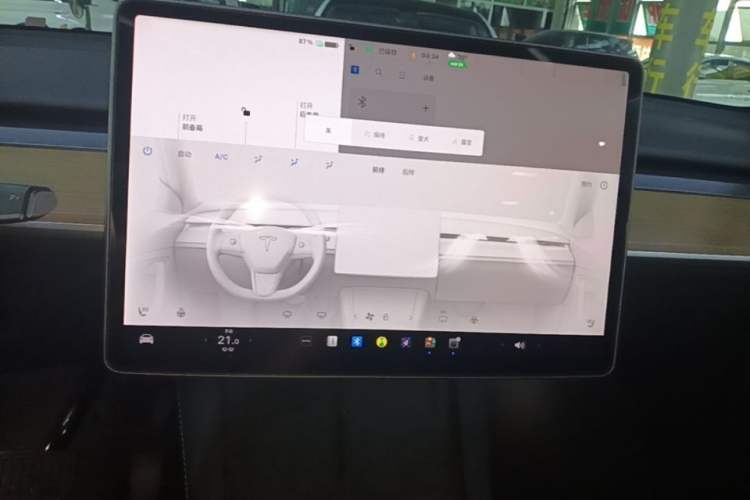 Used Tesla Model Y 2021 Standard Range Rear-Wheel Drive Version Audio And AC Panel