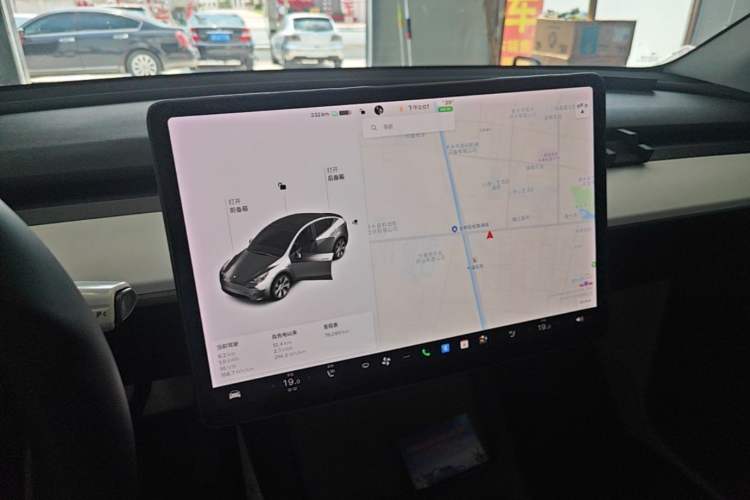Used Tesla Model Y 2021 Standard Range Rear-Wheel Drive Version Audio And AC Panel
