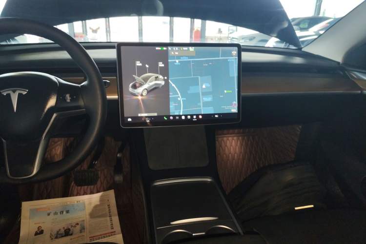 Used Tesla Model Y 2021 Long-Range All-Wheel-Drive Version Audio And AC Panel