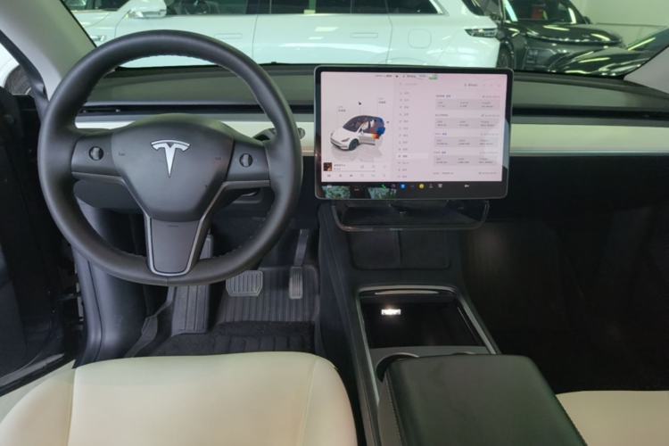 Used Tesla Model Y 2021 Revised Version 2 Long-Range All-Wheel-Drive Edition Center Console
