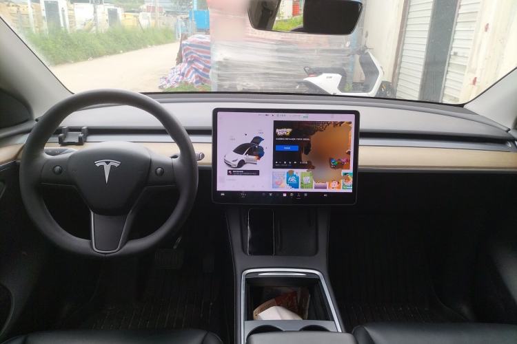 Used Tesla Model Y 2021 Revised Version Long-Range All-Wheel Drive Edition 3D5 Center Console