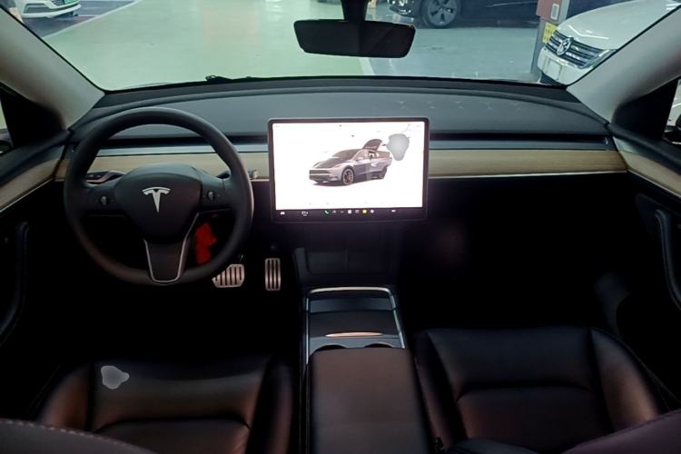 Used Tesla Model Y 2021 Performance High-Performance All-Wheel-Drive Version Center Console
