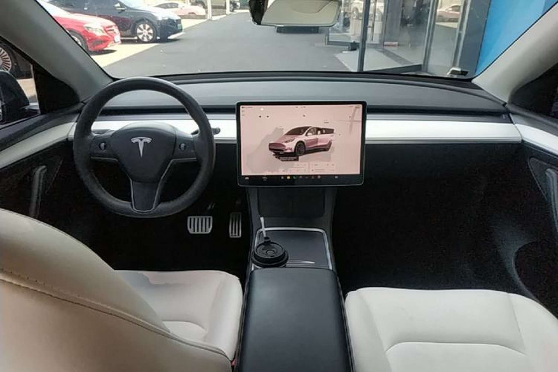 Used Tesla Model Y 2021 Performance High-Performance All-Wheel-Drive Version Center Console