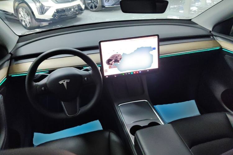 Used Tesla Model Y 2021 Revised Version 2 Long-Range All-Wheel-Drive Edition Center Console
