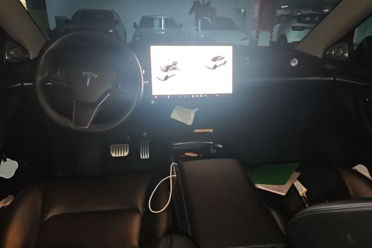 Used Tesla Model Y 2021 Performance High-Performance All-Wheel-Drive Version Center Console