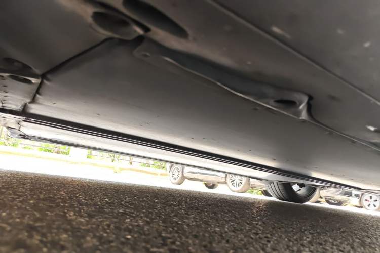 Used Tesla Model Y 2021 Long-Range All-Wheel-Drive Version Chassis Front Left