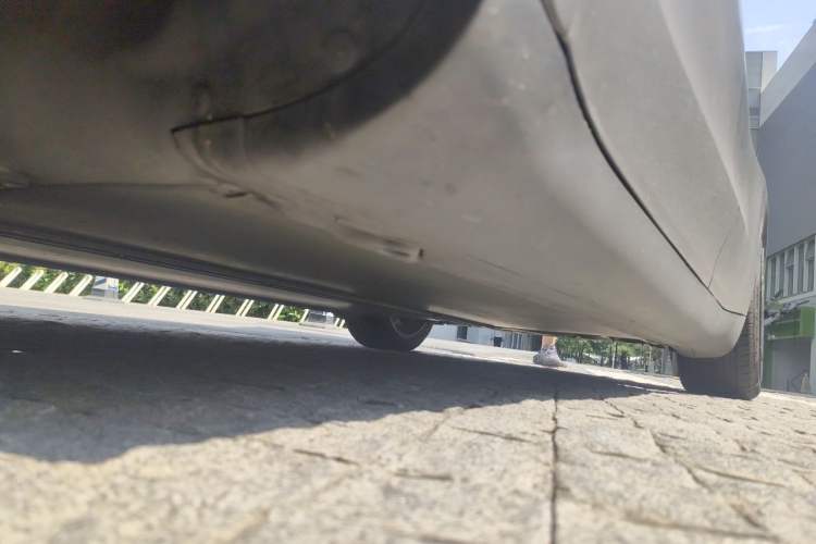 Used Tesla Model Y 2021 Long-Range All-Wheel-Drive Version Chassis Front Left