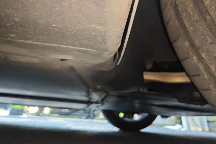 Used Tesla Model Y 2021 Standard Range Rear-Wheel Drive Version Chassis Front Right