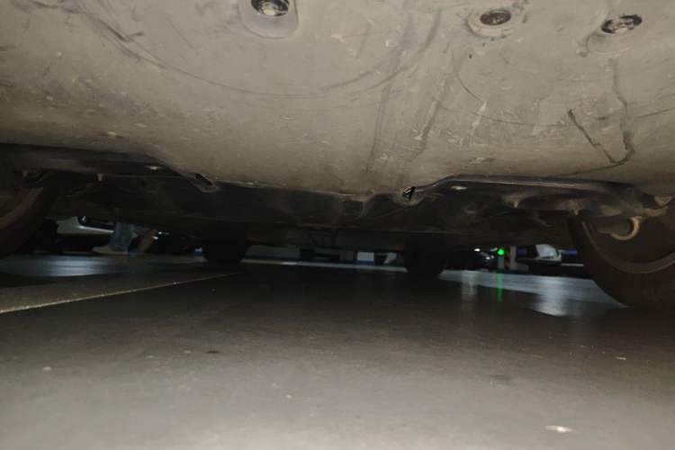Used Tesla Model Y 2021 Long-Range All-Wheel-Drive Version Chassis Rear