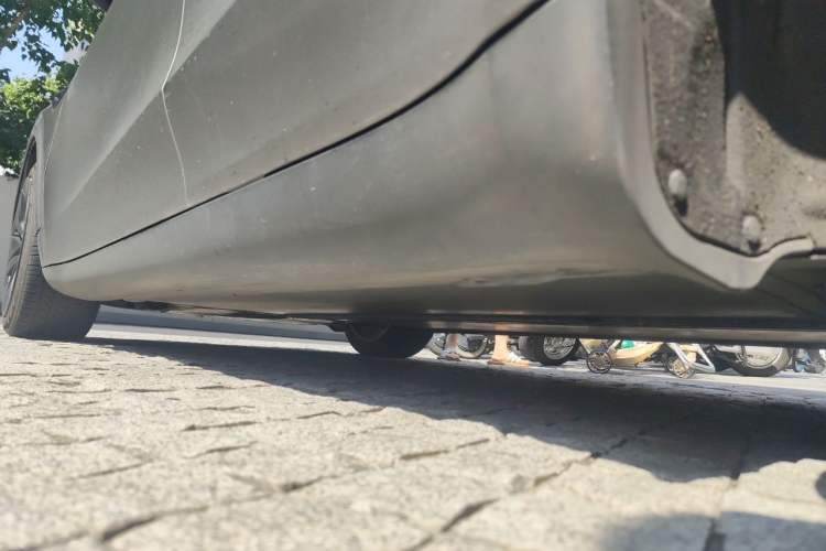 Used Tesla Model Y 2021 Long-Range All-Wheel-Drive Version Chassis Rear Left