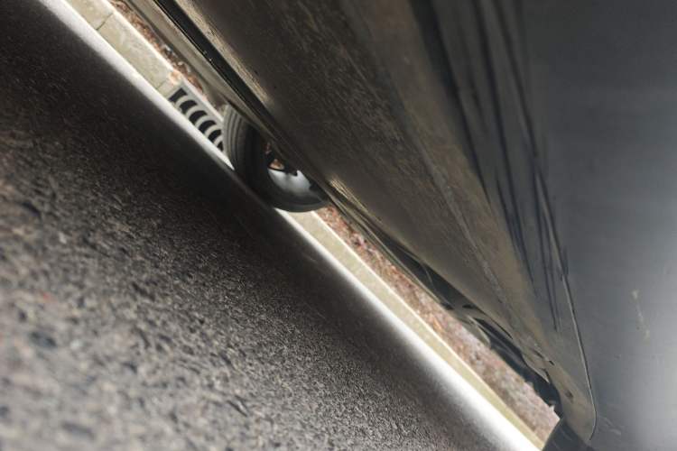 Used Tesla Model Y 2021 Long-Range All-Wheel-Drive Version Chassis Rear Left