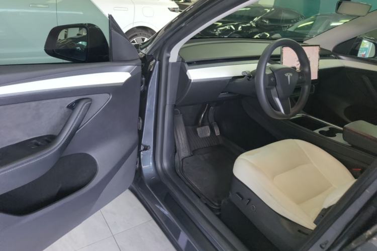 Used Tesla Model Y 2021 Revised Version 2 Long-Range All-Wheel-Drive Edition Driver Seat