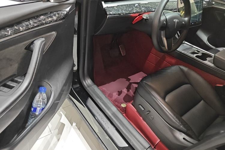 Used Tesla Model Y 2021 Standard Range Rear-Wheel Drive Version Driver Seat