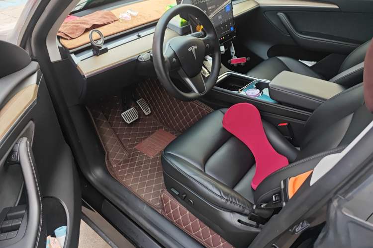 Used Tesla Model Y 2021 Standard Range Rear-Wheel Drive Version Driver Seat