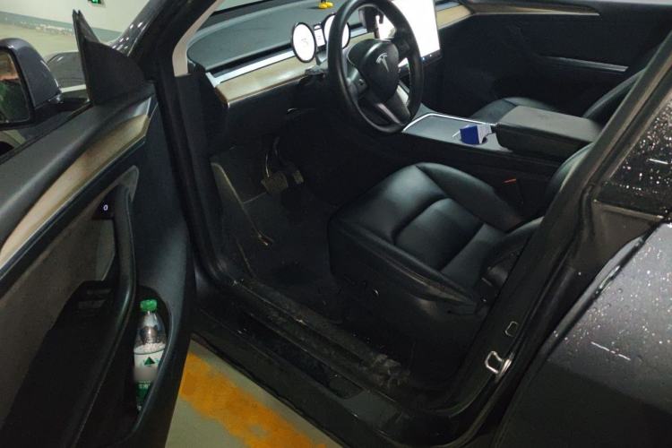 Used Tesla Model Y 2021 Standard Range Rear-Wheel Drive Version Driver Seat