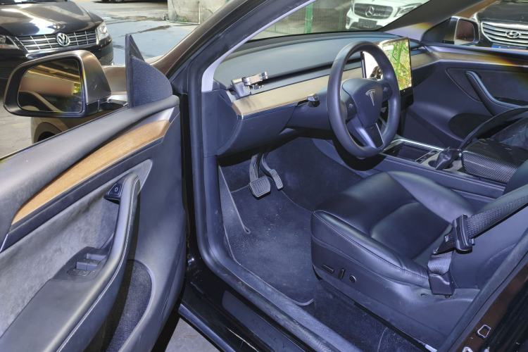 Used Tesla Model Y 2021 Standard Range Rear-Wheel Drive Version Driver Seat