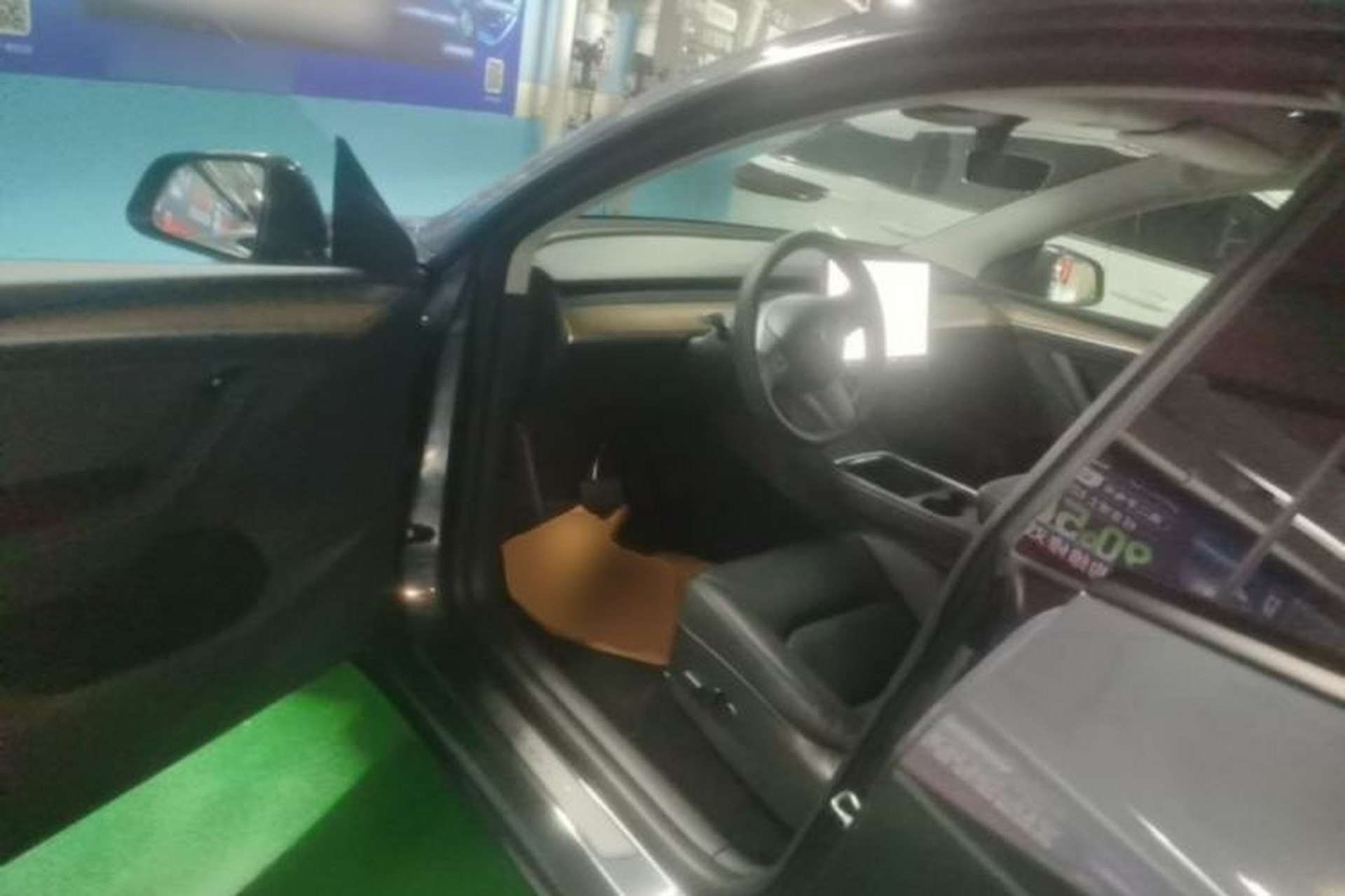 Used Tesla Model Y 2021 Long-Range All-Wheel-Drive Version Driver Seat