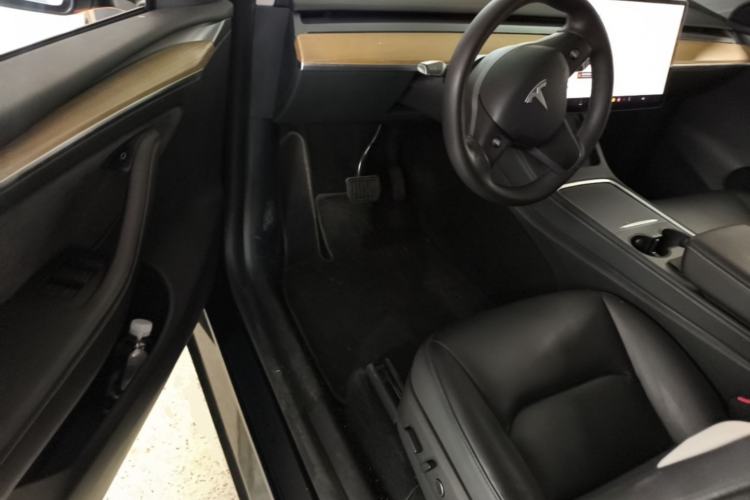 Used Tesla Model Y 2021 Standard Range Rear-Wheel Drive Version Driver Seat