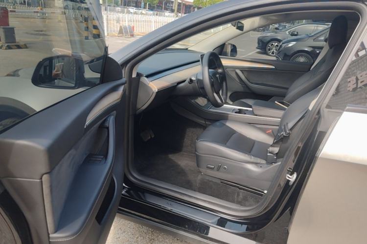 Used Tesla Model Y 2021 Standard Range Rear-Wheel Drive Version Driver Seat