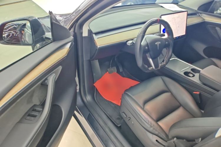 Used Tesla Model Y 2021 Long-Range All-Wheel-Drive Version 3D7 Driver Seat