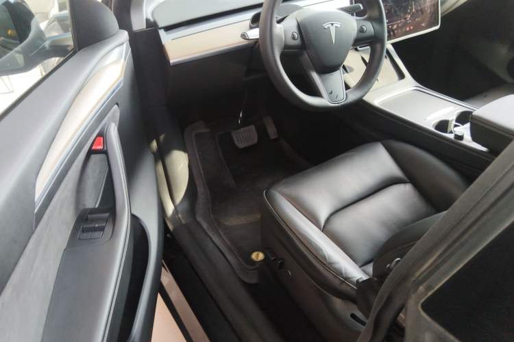 Used Tesla Model Y 2021 Revised Version 2 Long-Range All-Wheel-Drive Edition Driver Seat