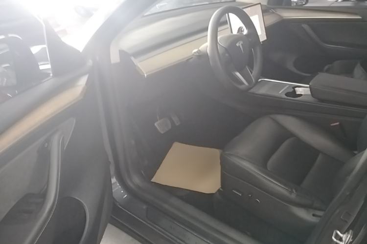 Used Tesla Model Y 2021 Standard Range Rear-Wheel Drive Version Driver Seat