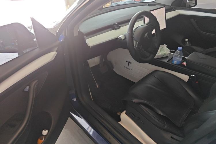 Used Tesla Model Y 2021 Standard Range Rear-Wheel Drive Version Driver Seat