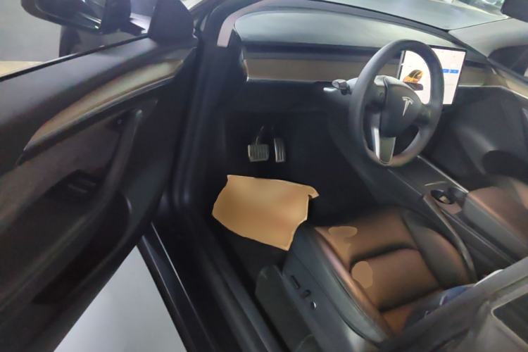 Used Tesla Model Y 2021 Standard Range Rear-Wheel Drive Version Driver Seat