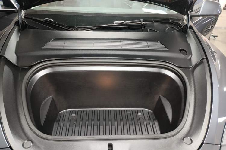 Used Tesla Model Y 2021 Long-Range All-Wheel-Drive Version Engine Bay