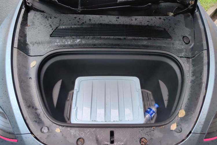 Used Tesla Model Y 2021 Standard Range Rear-Wheel Drive Version Engine Bay