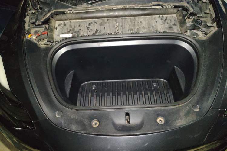 Used Tesla Model Y 2021 Performance High-Performance All-Wheel-Drive Version Engine Bay