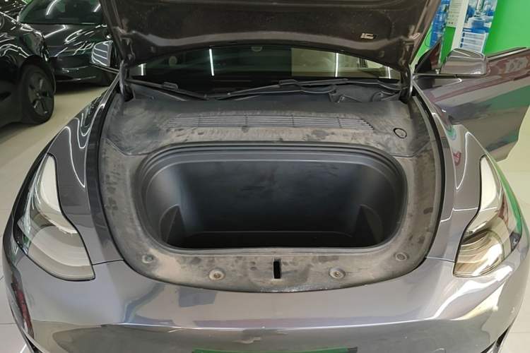 Used Tesla Model Y 2021 Long-Range All-Wheel-Drive Version Engine Bay